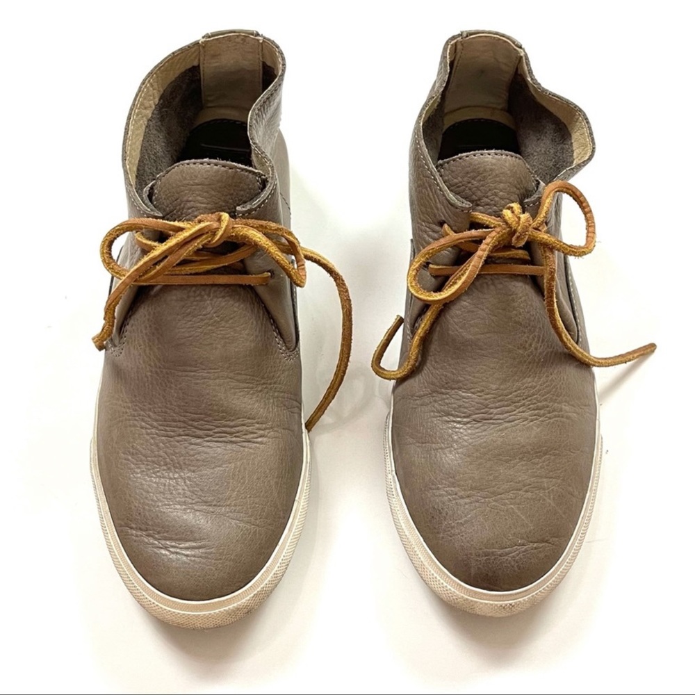Frye Mindy Chukka Boots - Picture 2 of 8